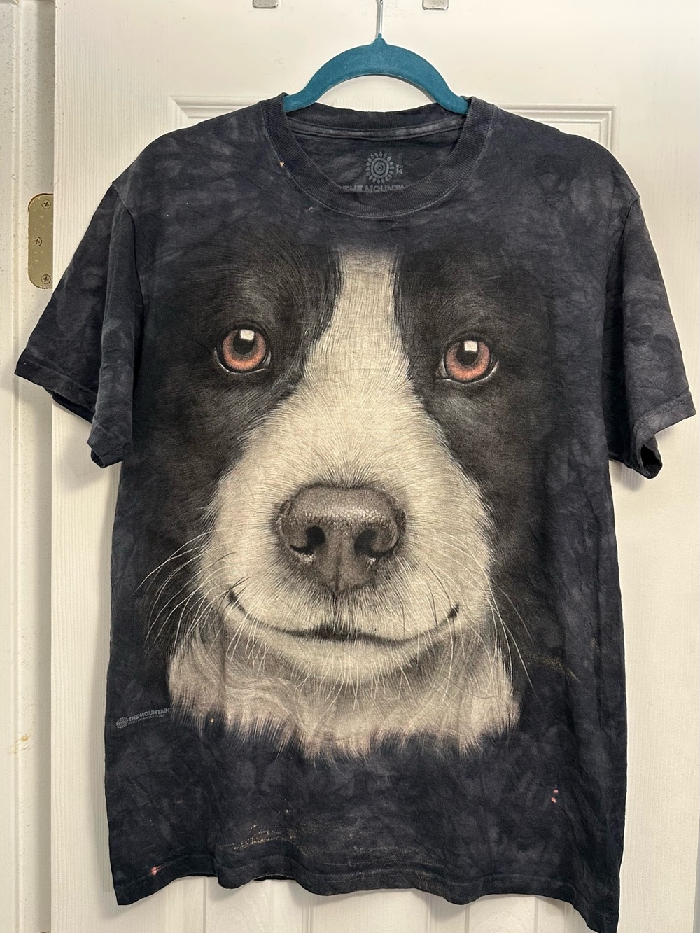 The Mountain Border Collie T-shirt Medium